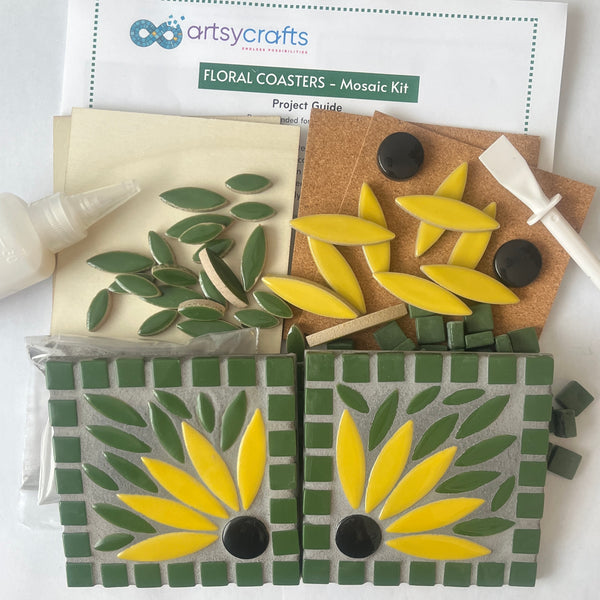 Kit de posavasos con diseño de flores y mosaicos de pétalos blancos