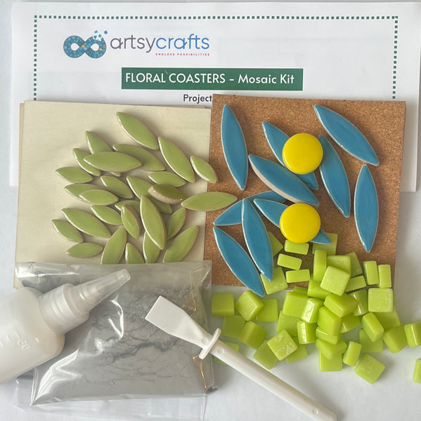 Kit de posavasos con diseño de flores y mosaicos de pétalos blancos